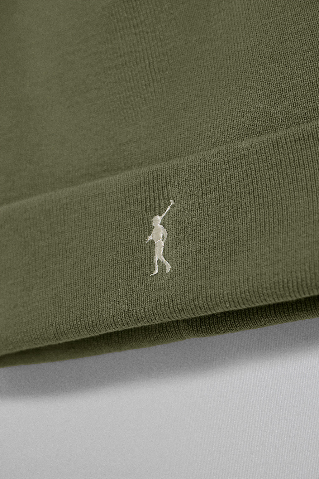 Military green Vinny beanie with embroidered logo Rigby Go - Image 2