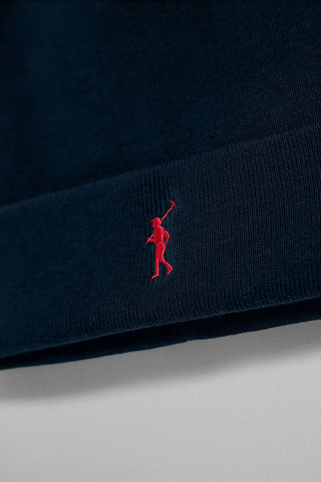 Navy Vinny beanie with embroidered logo Rigby Go - Image 2
