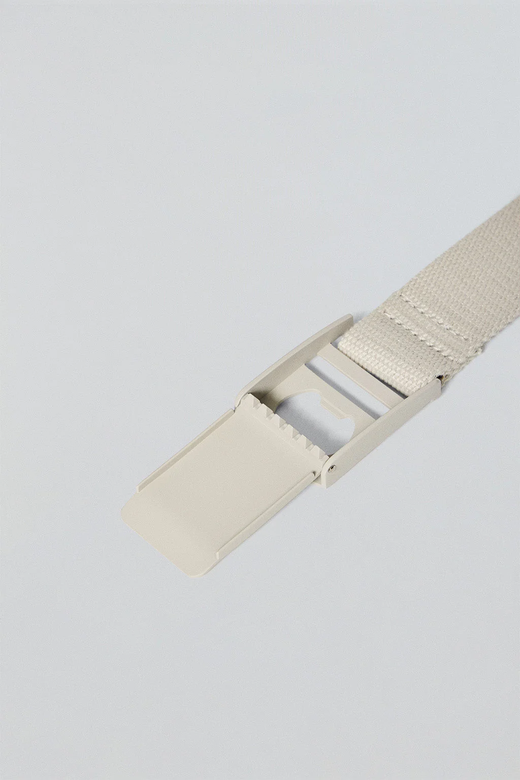 Beige canvas belt Brahim with branded buckle - Image 3