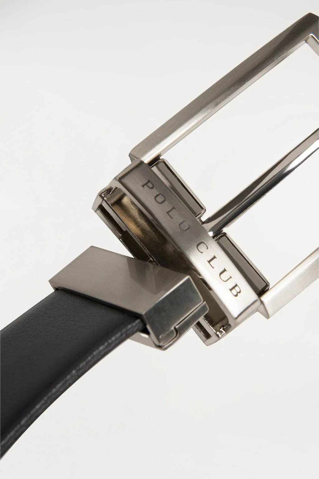 Adjustable and reversible belt - Image 3
