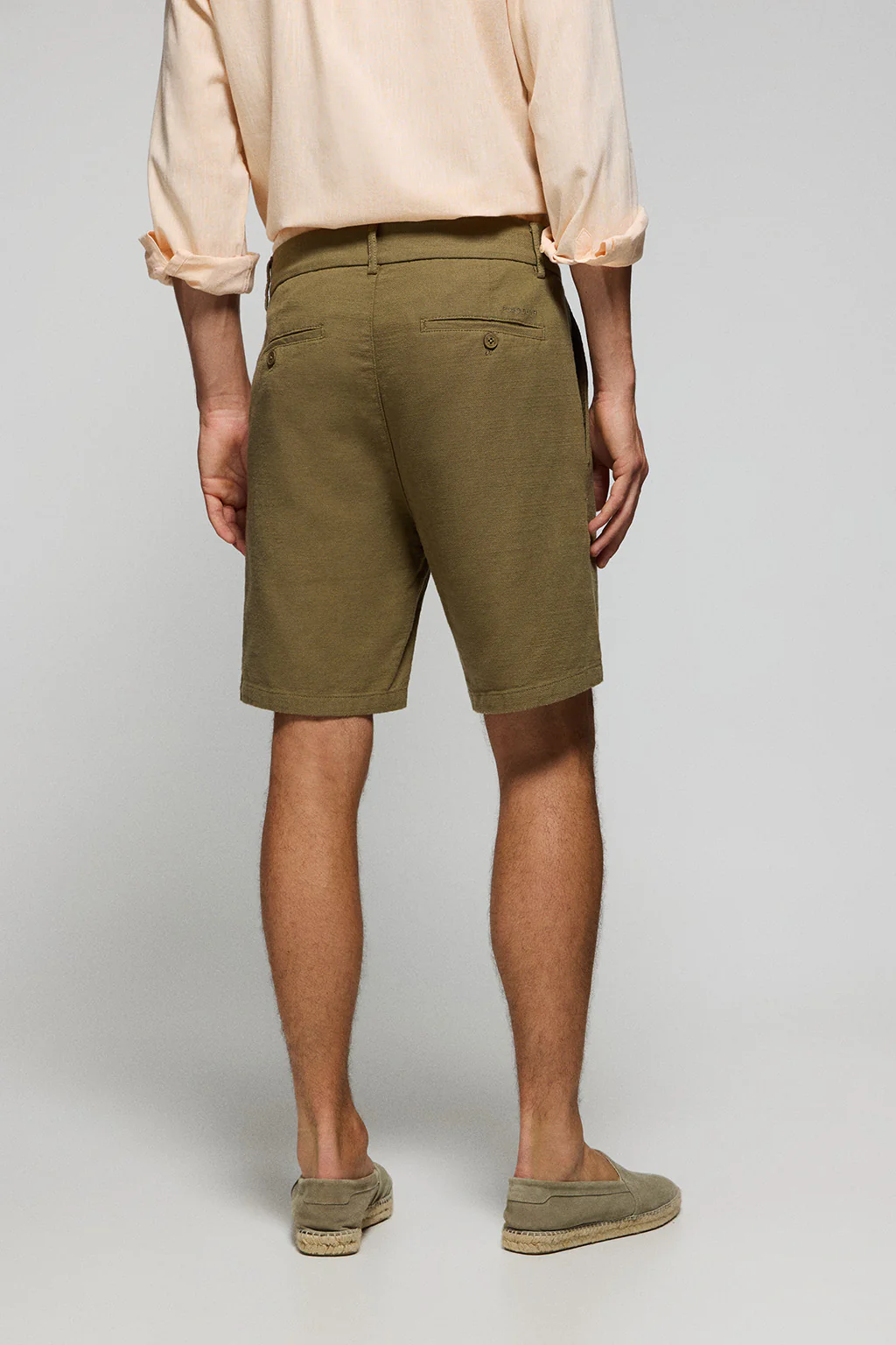 Khaki Bali shorts in linen and cotton with embroidered Polo Club details - Image 4