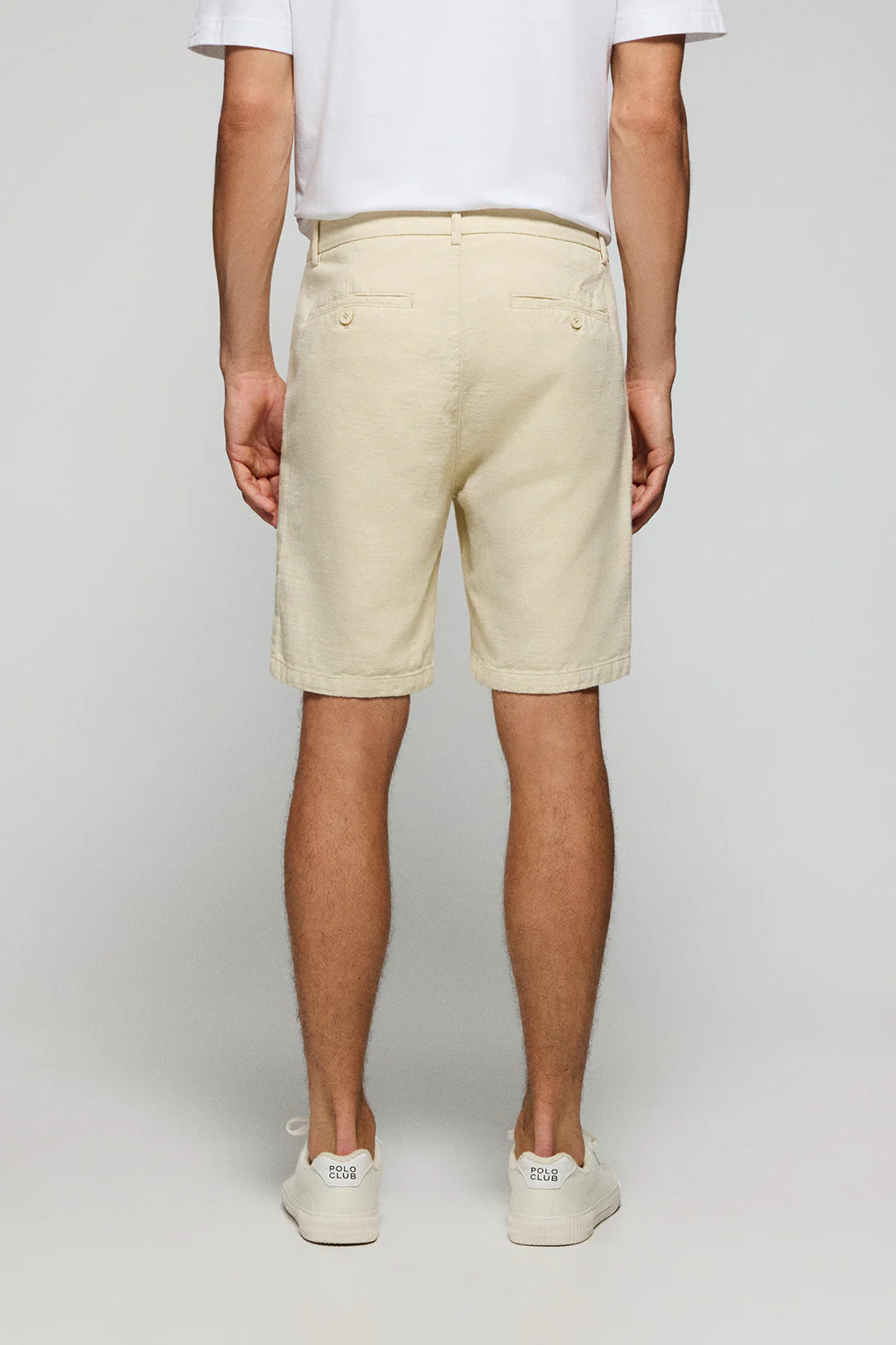 Sandy Bali shorts in linen and cotton with embroidered Polo Club details - Image 4