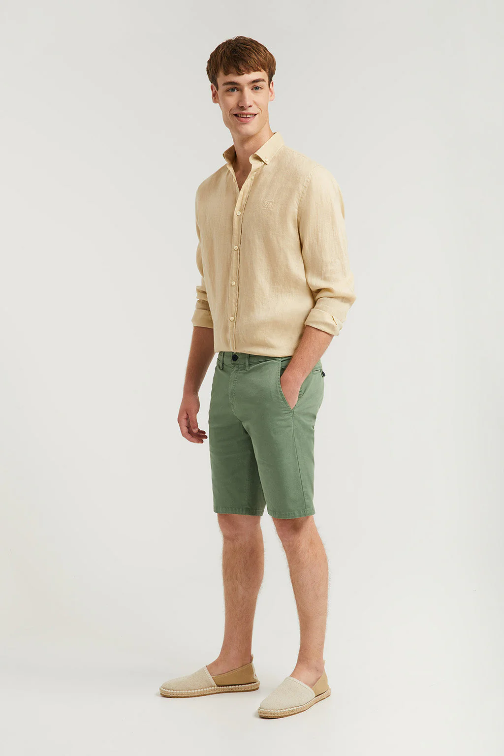 Light-green relaxed bermuda shorts with embroidered logo