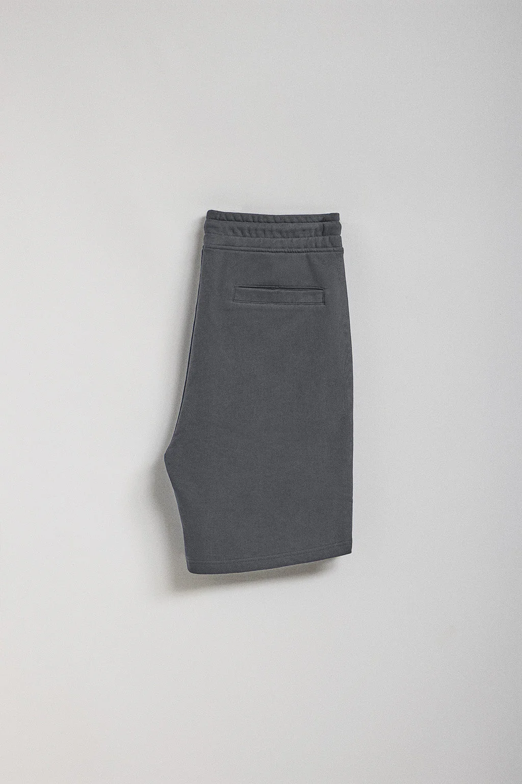 Asphalt-grey cotton Jonas Bermuda shorts with relaxed fit and Polo Club rubberised twill patch - Image 8