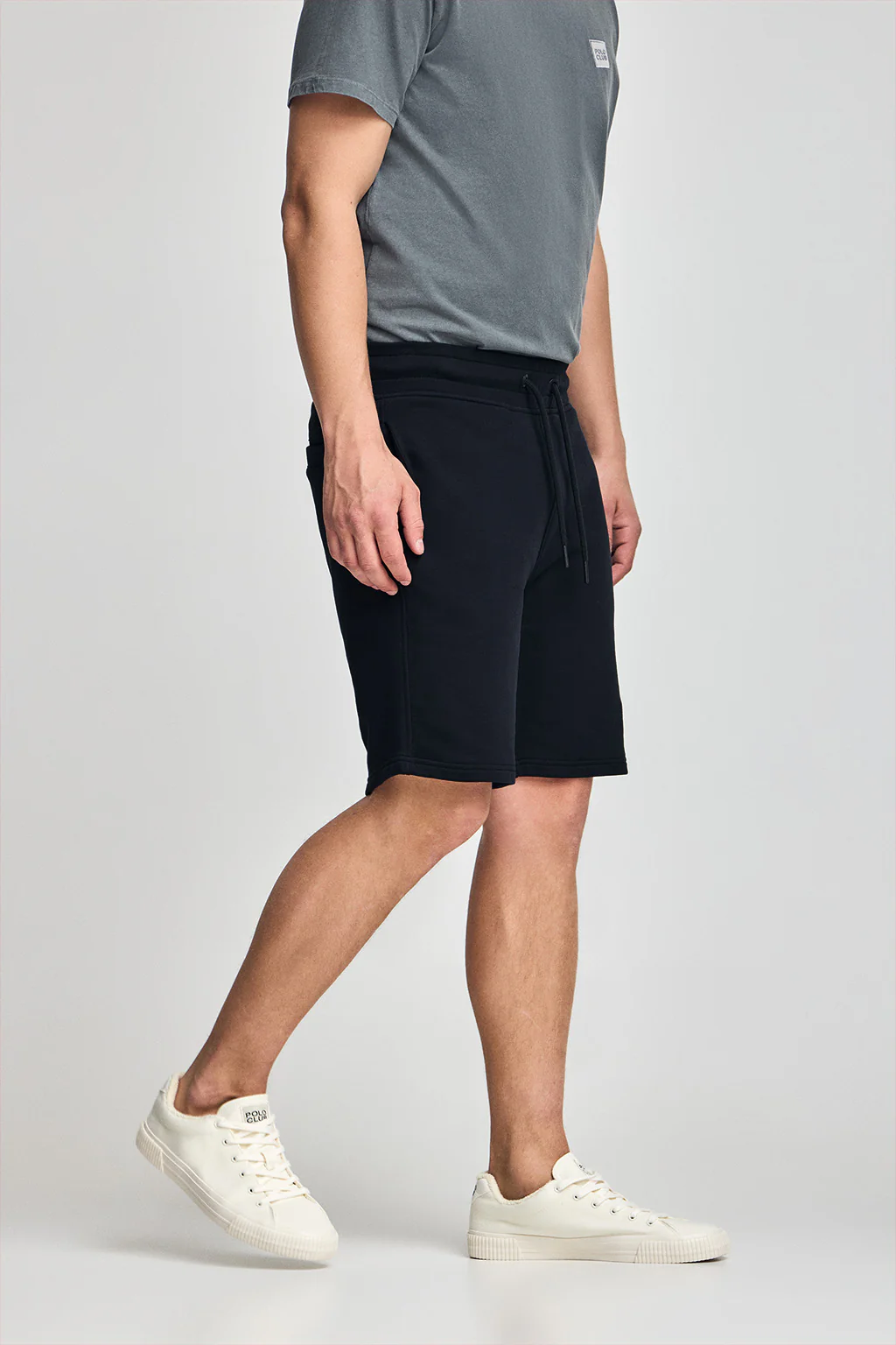 Navy-blue cotton bermuda shorts Jonas with relaxed fit and Polo Club rubberised twill patch - Image 3
