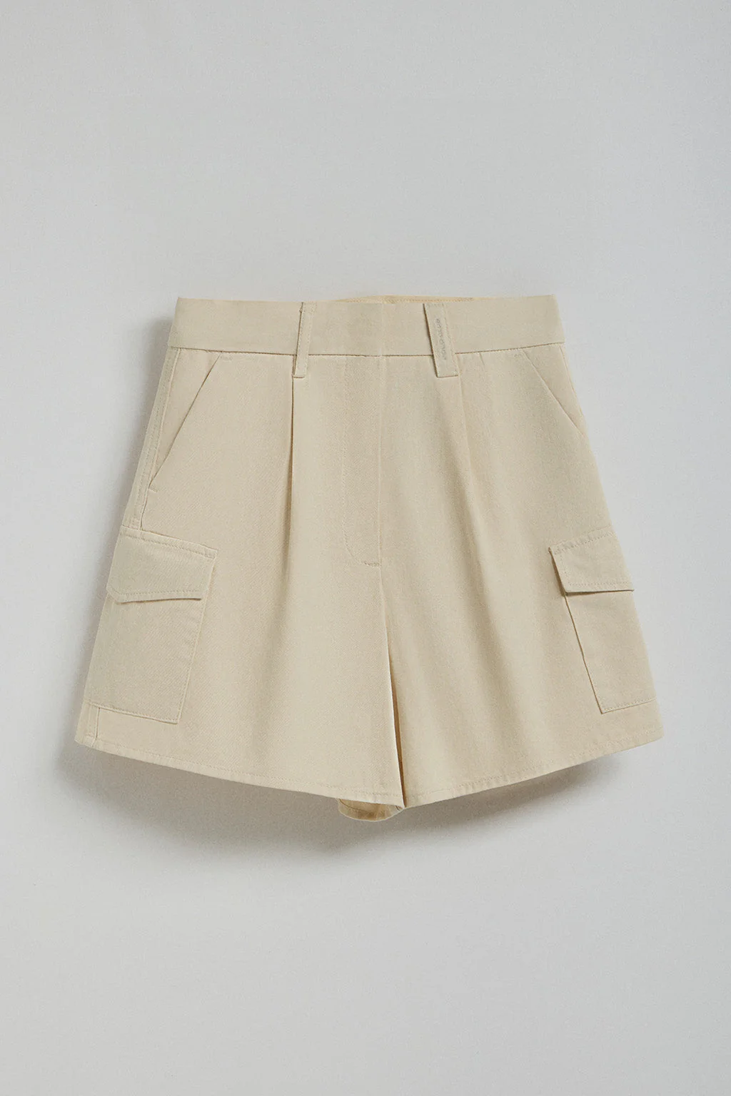 Sandy twill Menfis shorts with Polo Club details - Image 9
