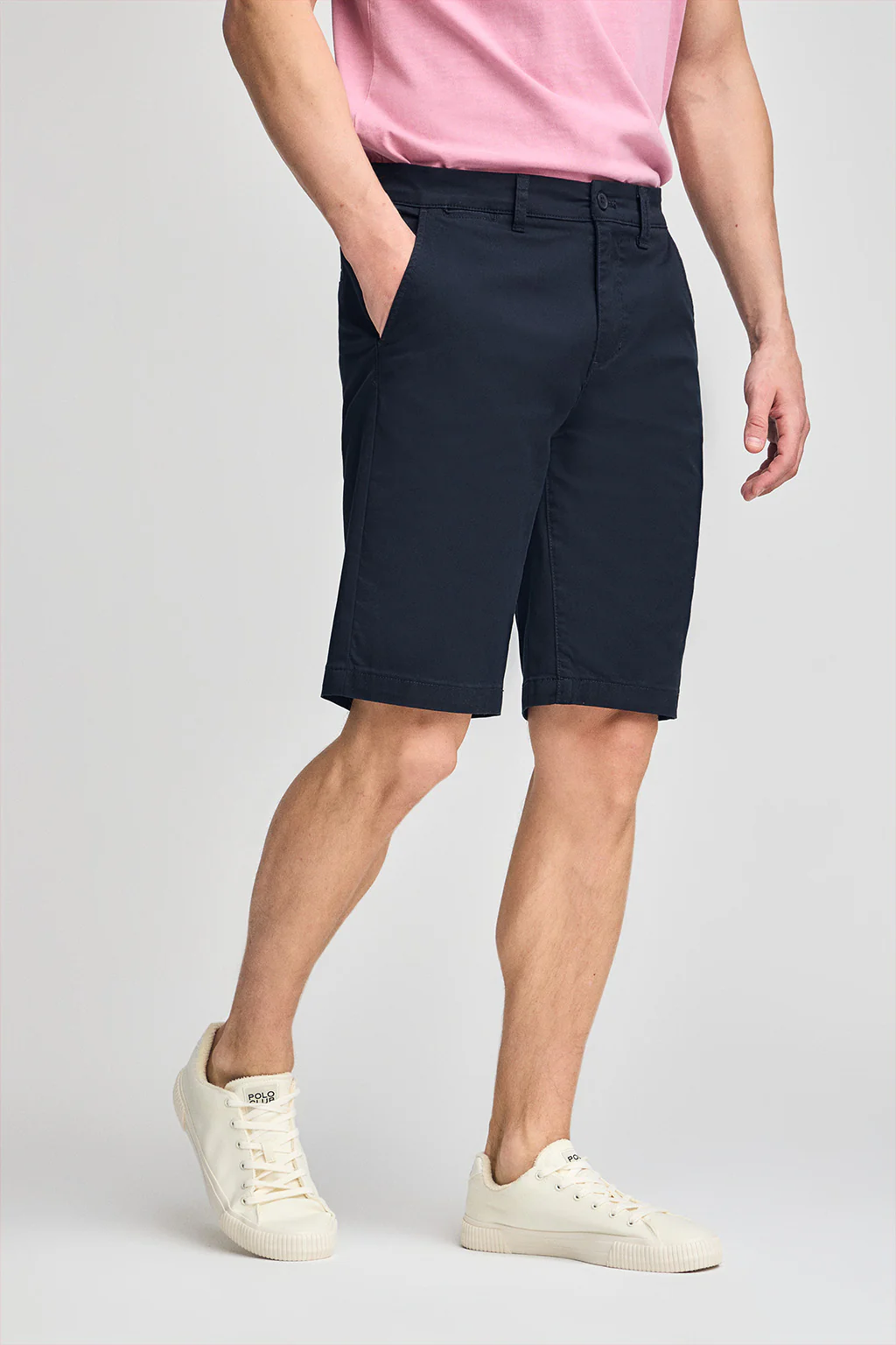 Navy-blue relaxed bermuda shorts with Polo Club details - Image 3
