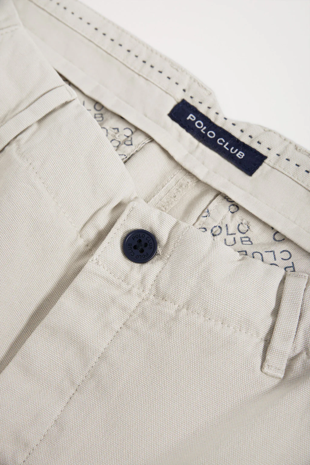 Light-grey cargo shorts with embroidered logo - Image 6
