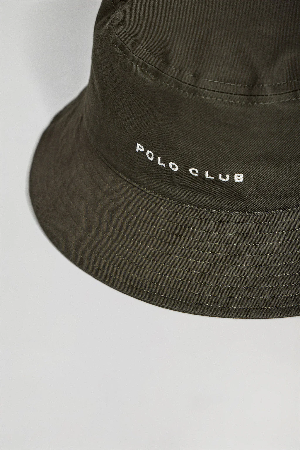 Khaki bucket hat with Minimal Polo Club embroidered logo - Image 3