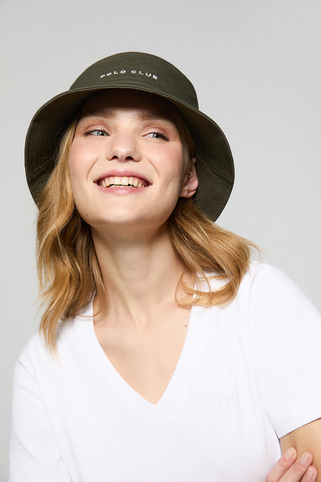 Khaki bucket hat with Minimal Polo Club embroidered logo - Image 6