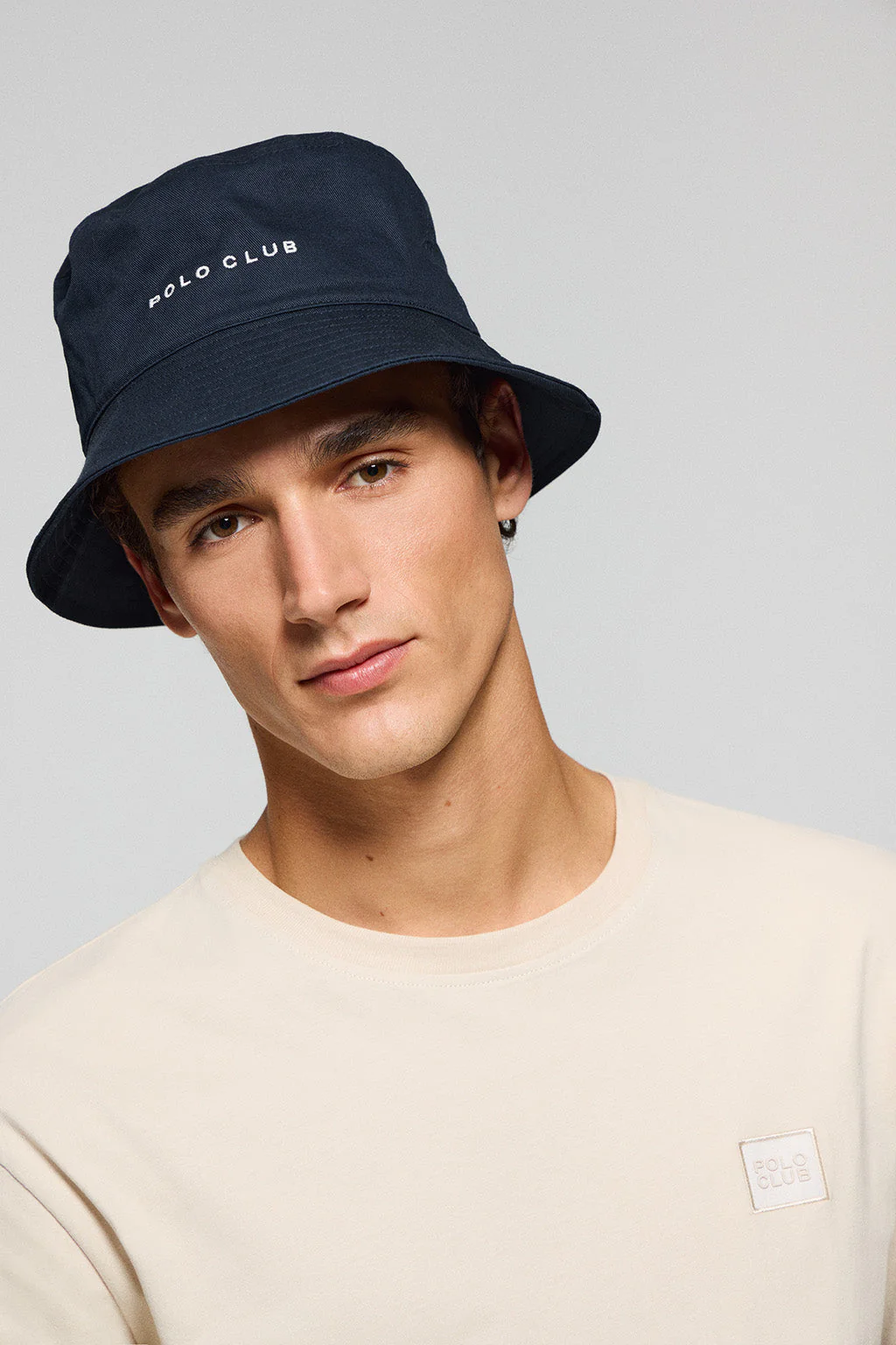 Navy-blue bucket hat with Minimal Polo Club embroidered logo - Image 3