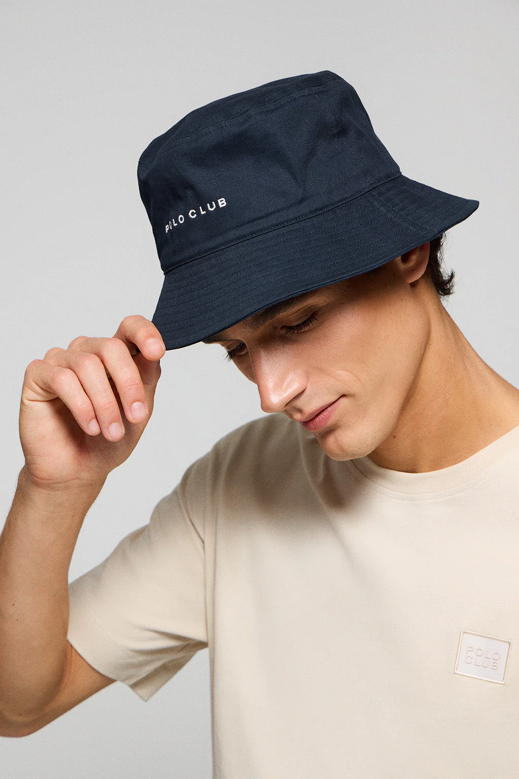 Navy-blue bucket hat with Minimal Polo Club embroidered logo - Image 8