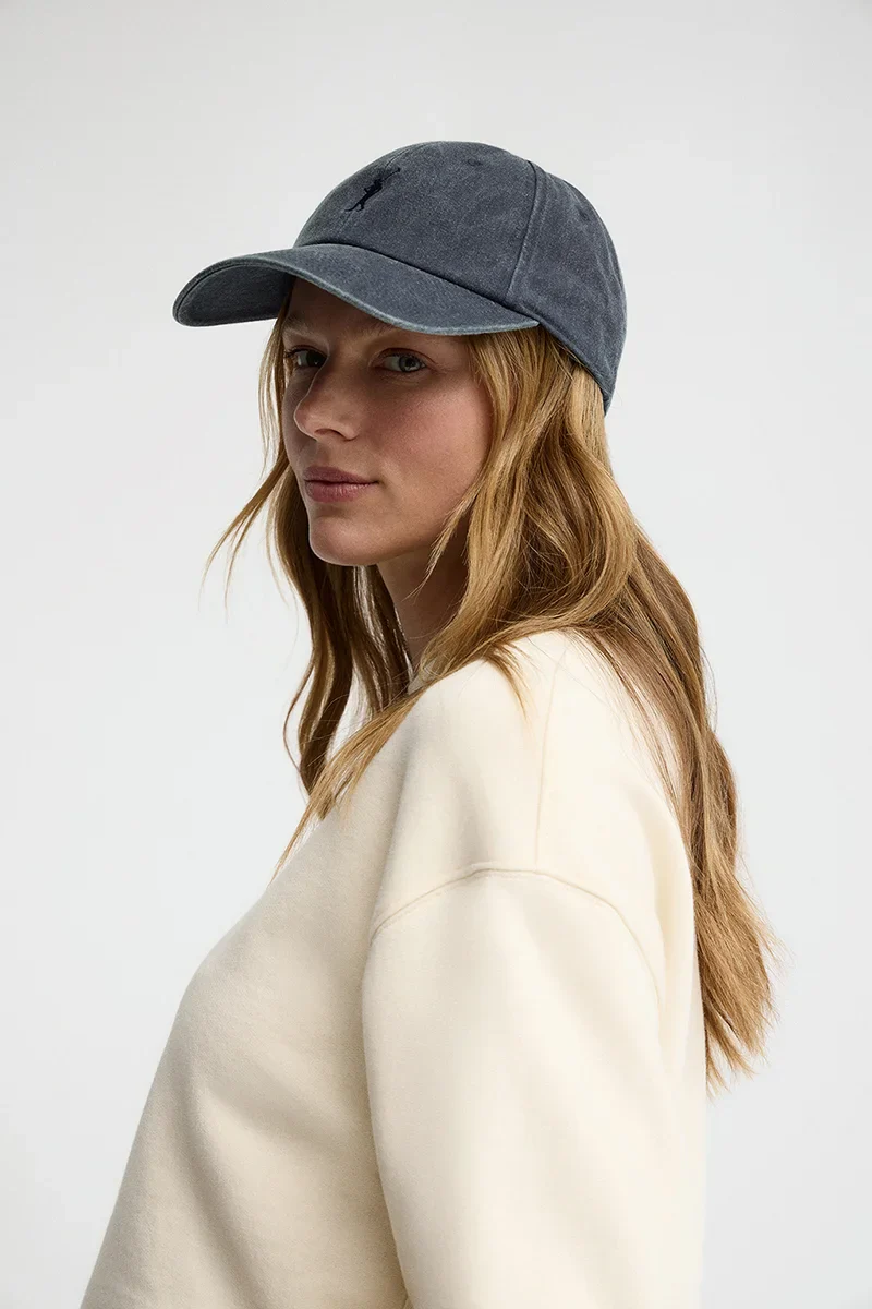 Navy-blue six-panel cap with washed effect and Rigby Go logo - Image 3