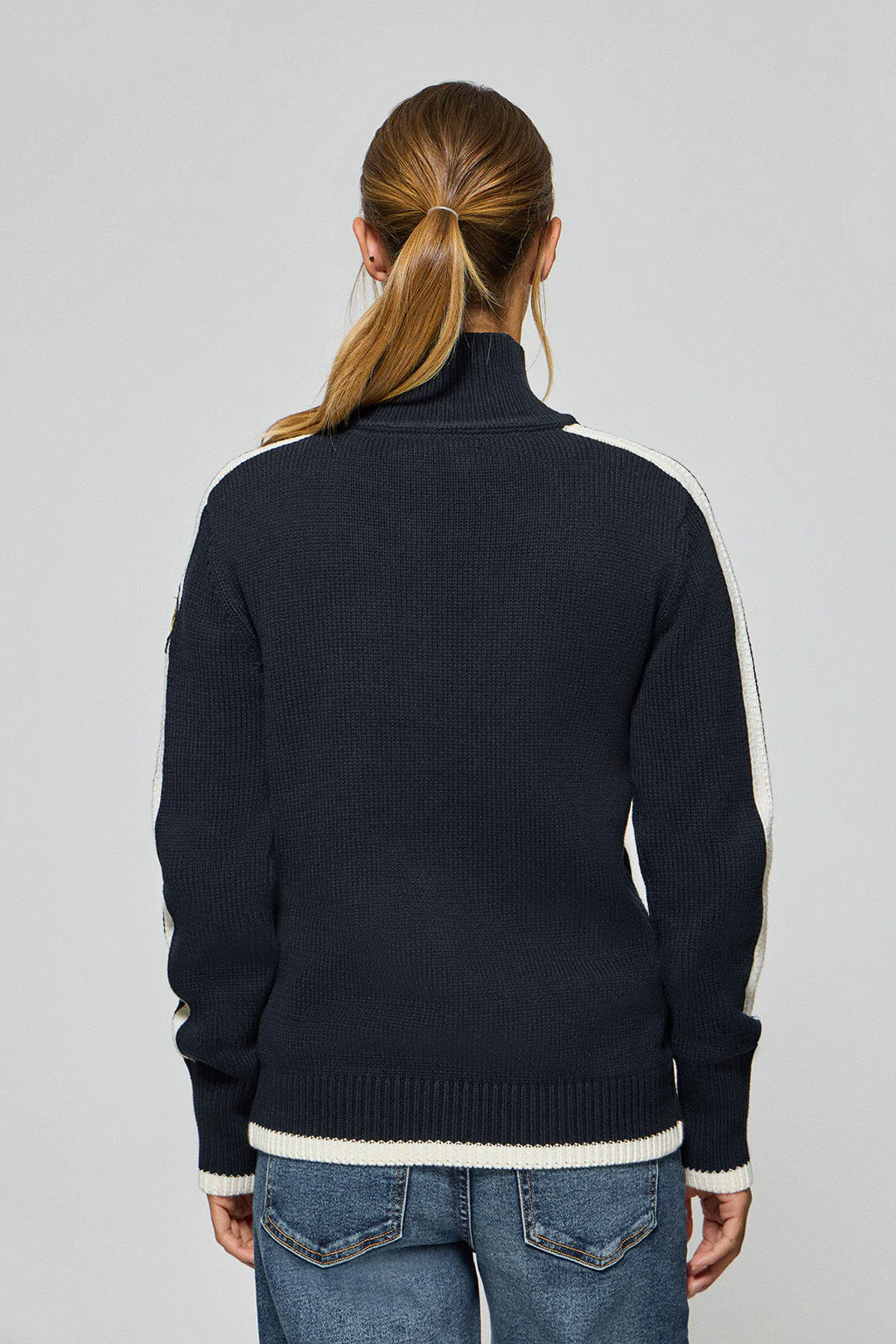 Navy-blue zip cardigan with Nautic Polo Club patch - Image 7