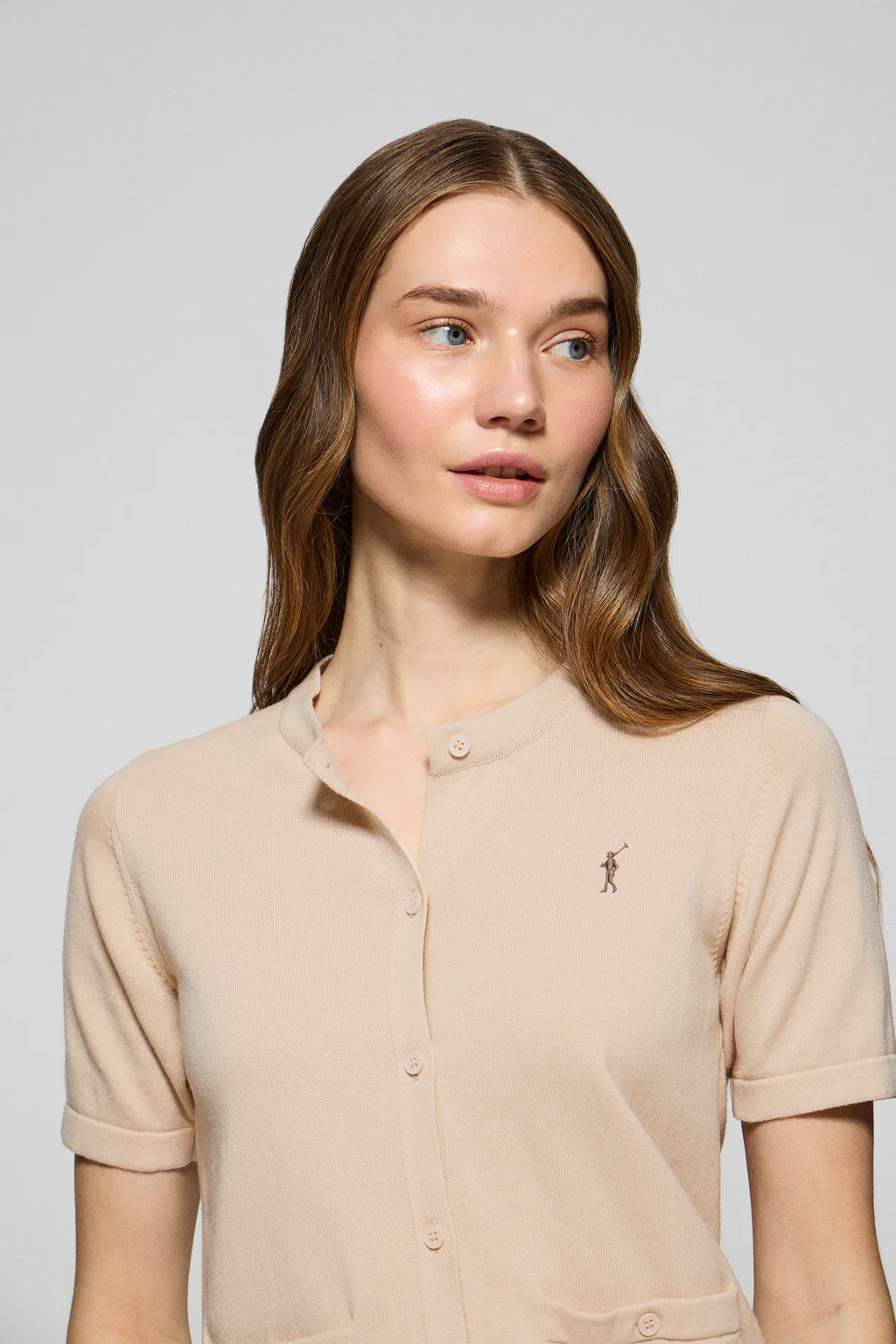 Beige short-sleeve buttoned cardigan with Rigby Go logo - Image 3