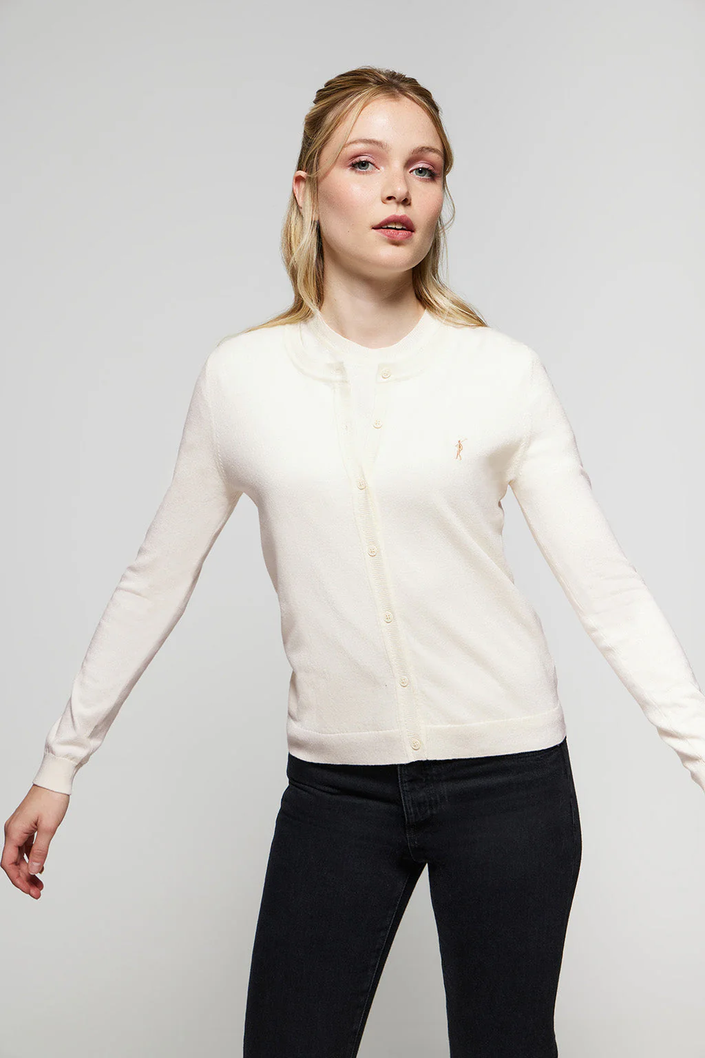 Beige knit cardigan with buttons and embroidered Rigby Go logo - Image 3