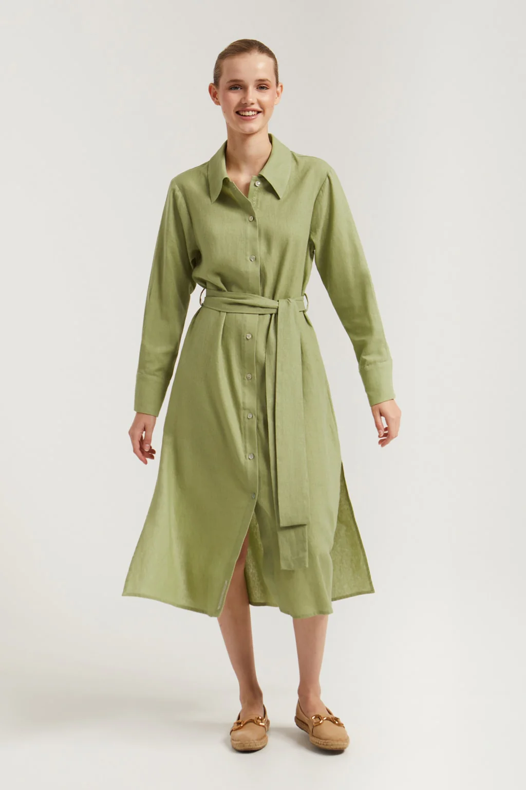 Green linen midi dress with embroidered detail - Image 2