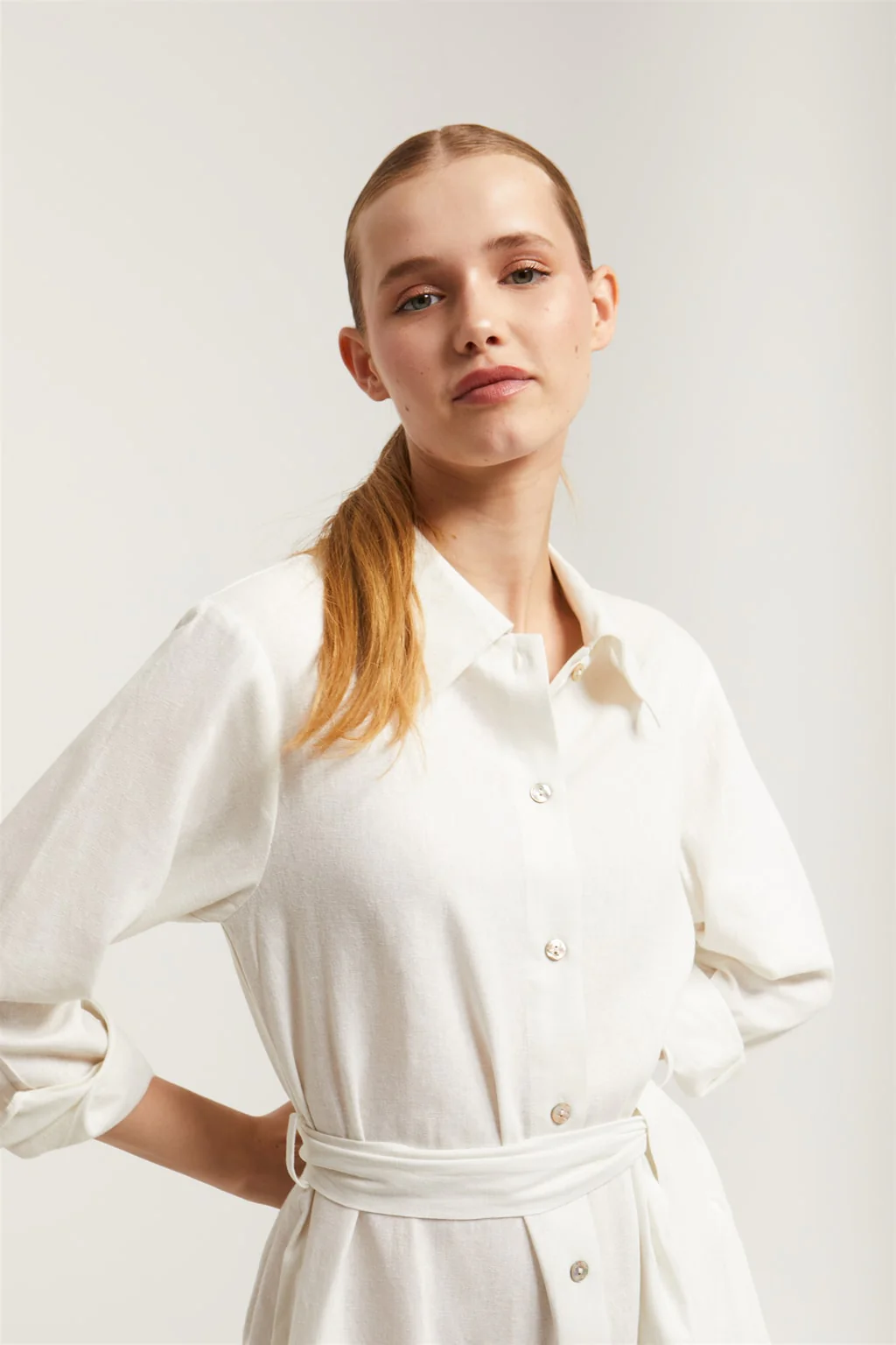 White linen midi dress with embroidered detail - Image 5