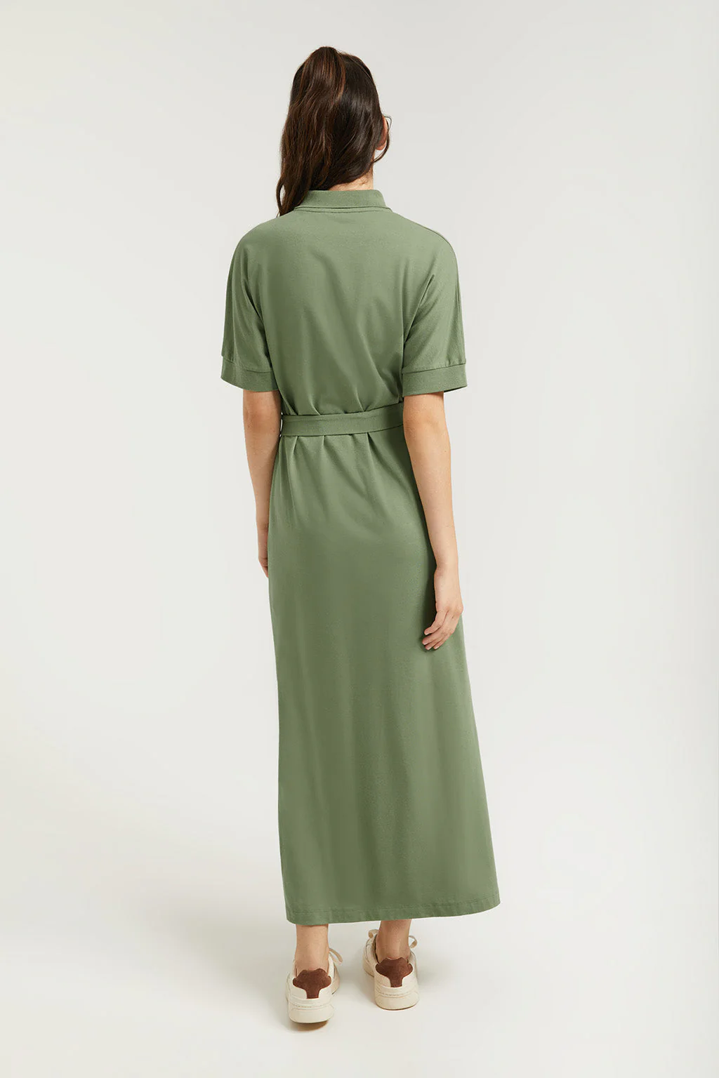 Green dolman-sleeve dress with embroidery in matching colour - Image 5