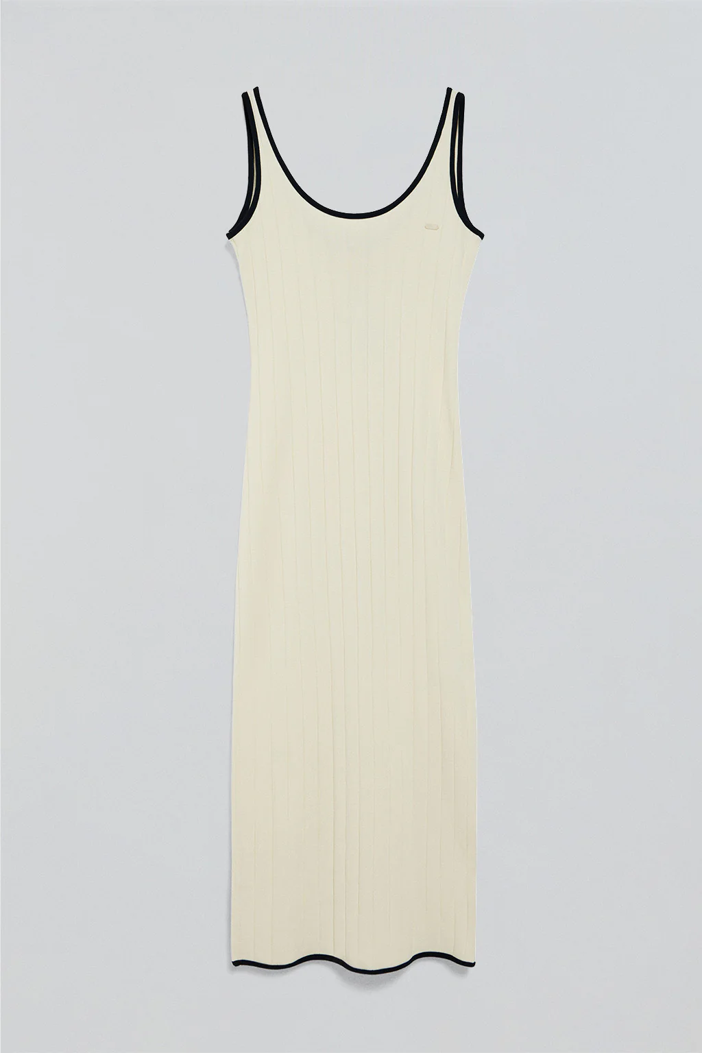 Nude ribbed strappy dress with pearly button - Image 6