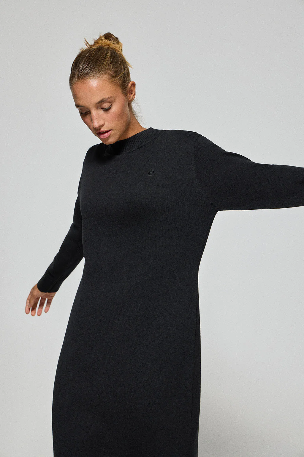 Black knit long dress Nara in plain fabric and monogram Polo Club embroidery - Image 6