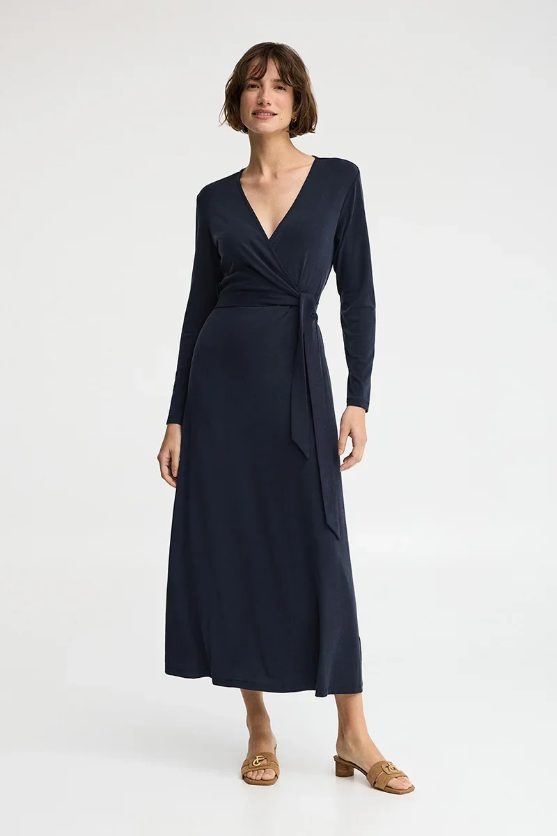 Navy-blue long-sleeve wrap dress with V-neck and Polo Club logo - Image 4
