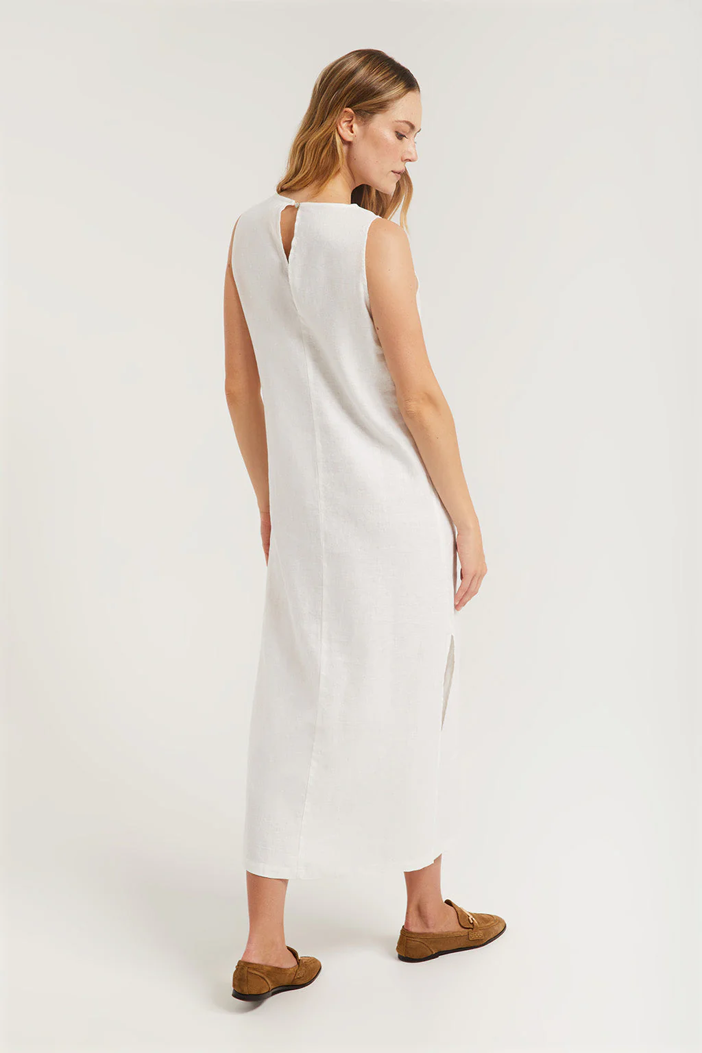 White sleeveless linen dress with Rigby Go logo - Image 2