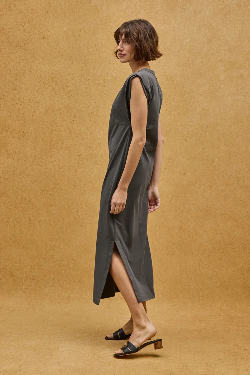 Stone-grey sleeveless round-neck dress with Polo Club logo - Image 4