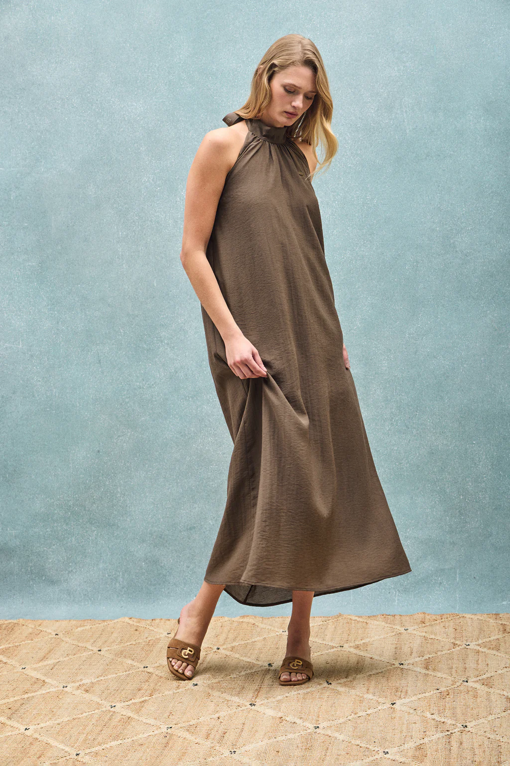 Mocha dress Valay with Polo Club details - Image 10