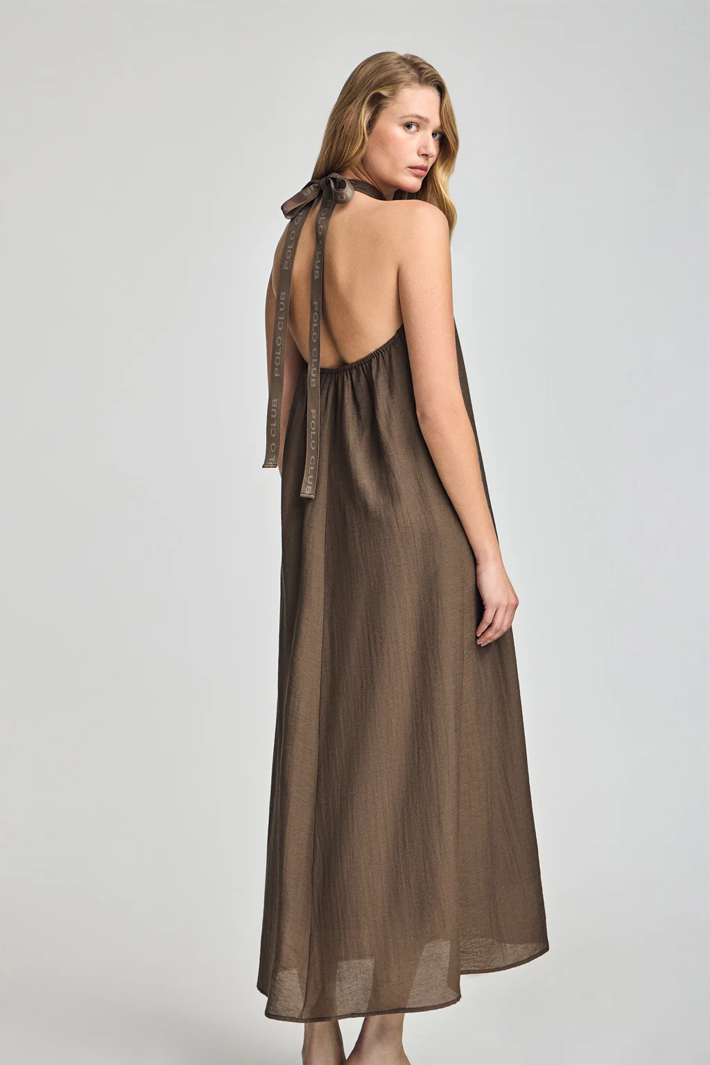 Mocha dress Valay with Polo Club details - Image 2