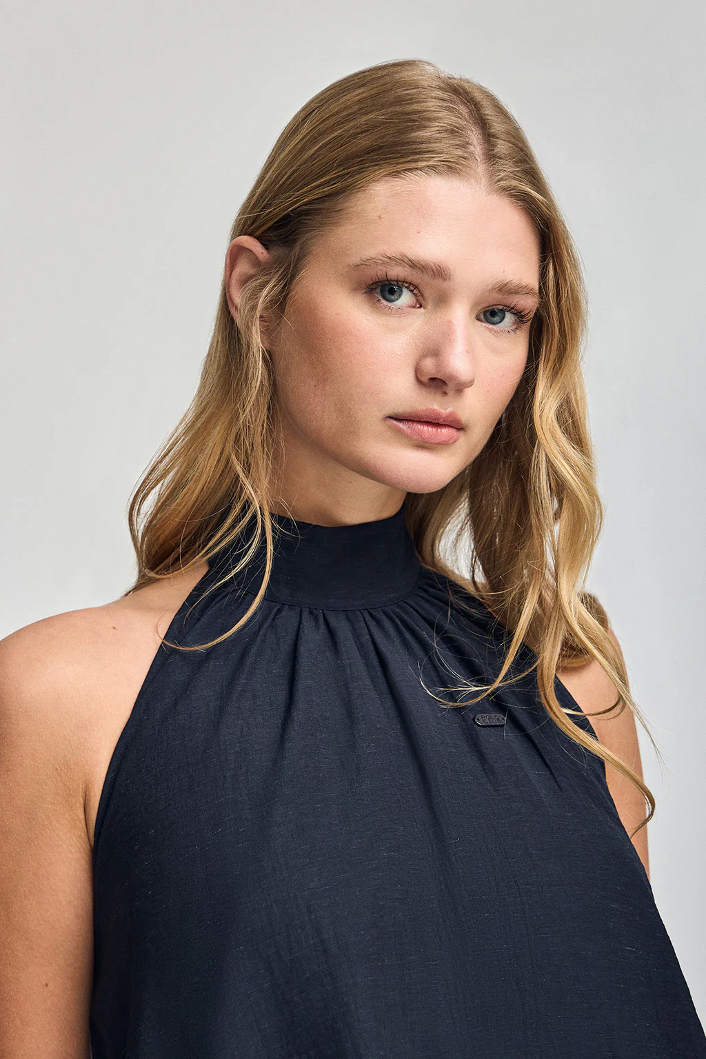 Navy-blue dress Valay with Polo Club details - Image 3