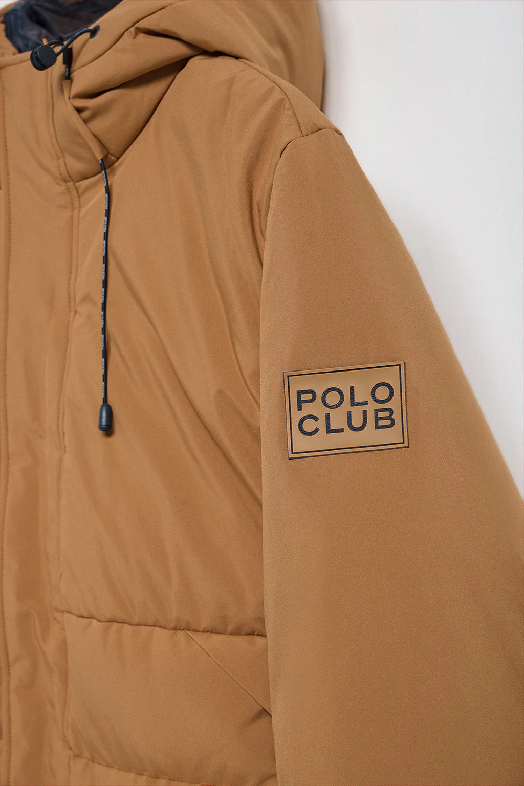 Camel puffer coat Aspen with fixed hood and Polo Club details - Image 10