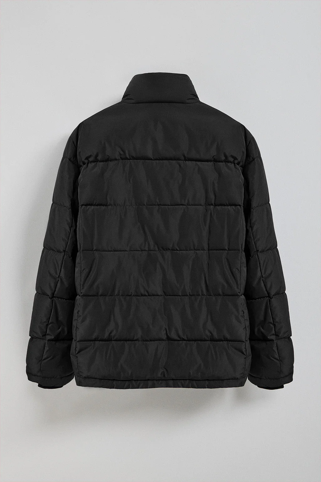 Black Brooklyn puffer jacket with sleeve detail - Image 10