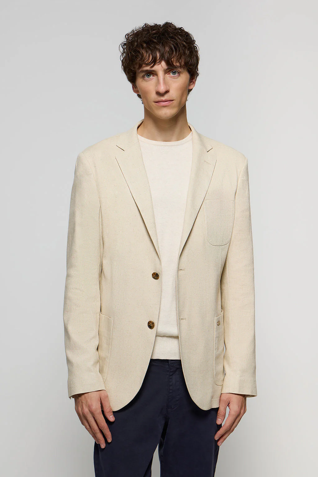 Sandy buttoned linen blazer with Polo Club details - Image 2