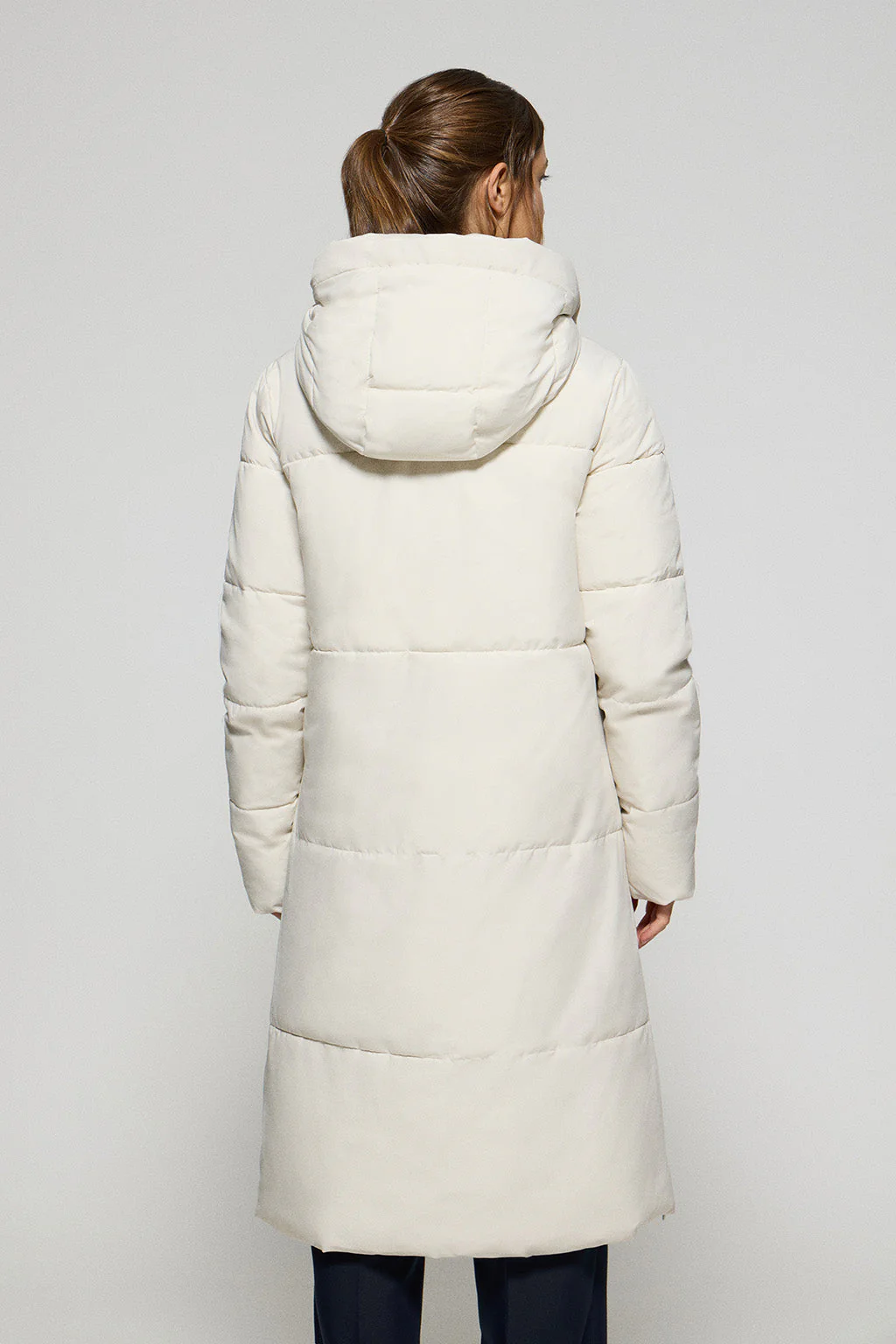Beige short coat Buenos Aires with fixed hood and Polo Club details - Image 5