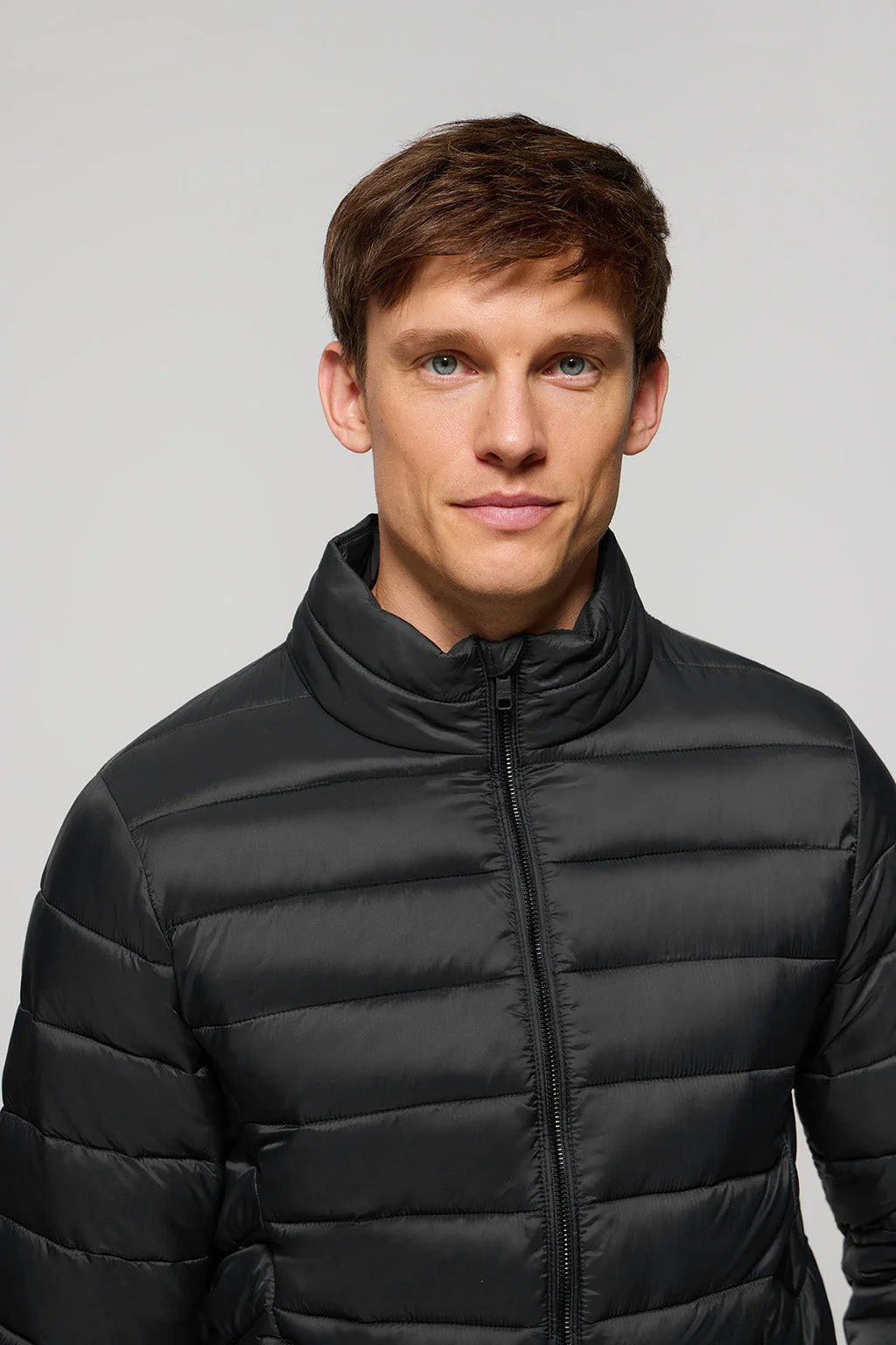 Black ultralight Cabo jacket with logo - Image 2
