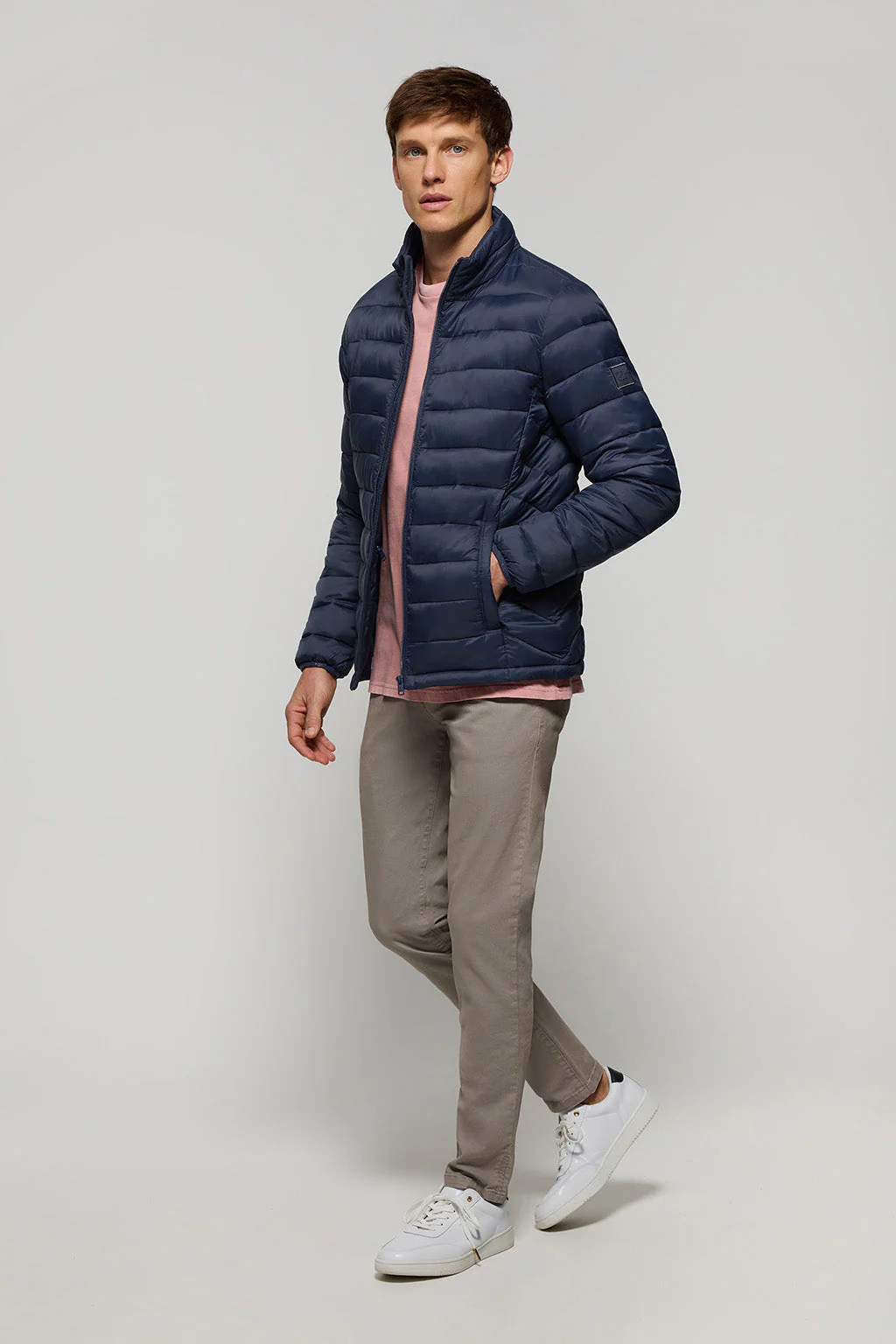 Navy-blue ultralight Cabo jacket with logo - Image 4