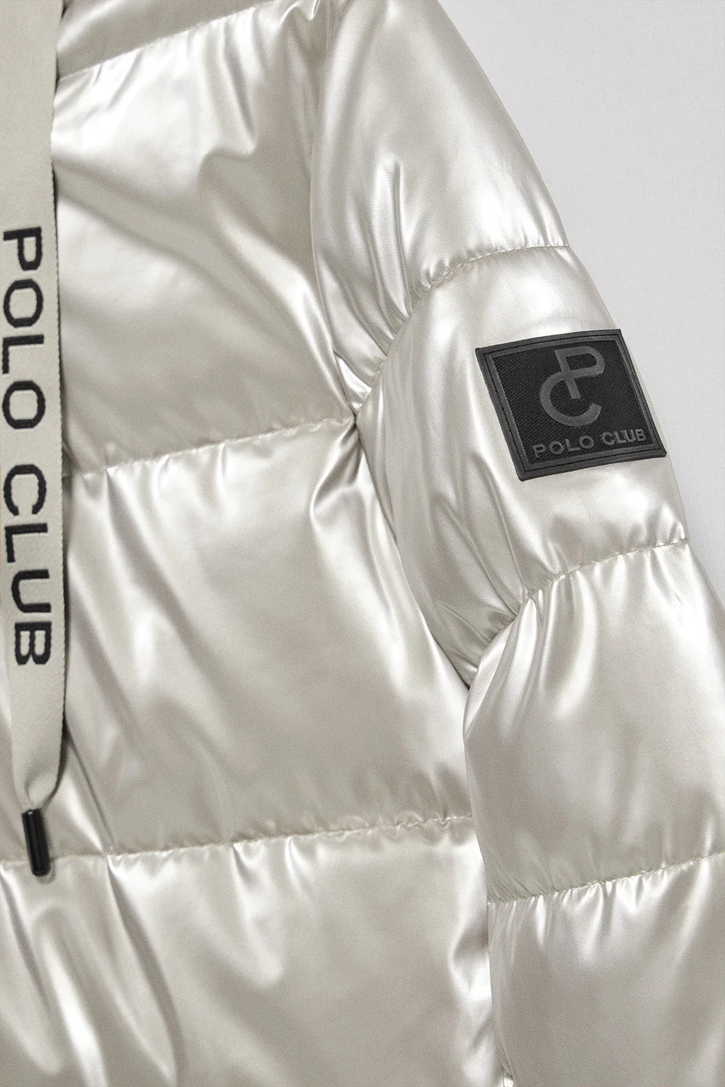 Platinum metal-effect coat Catele with fixed hood and Polo Club details - Image 9