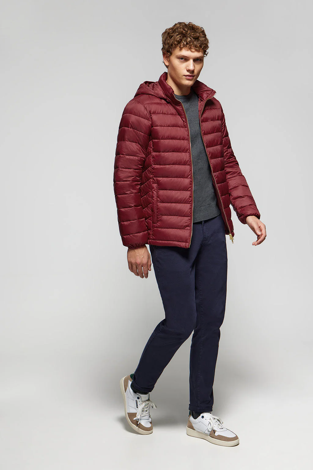 Burgundy ultralight Charles jacket with hood and Polo Club logo - Image 2