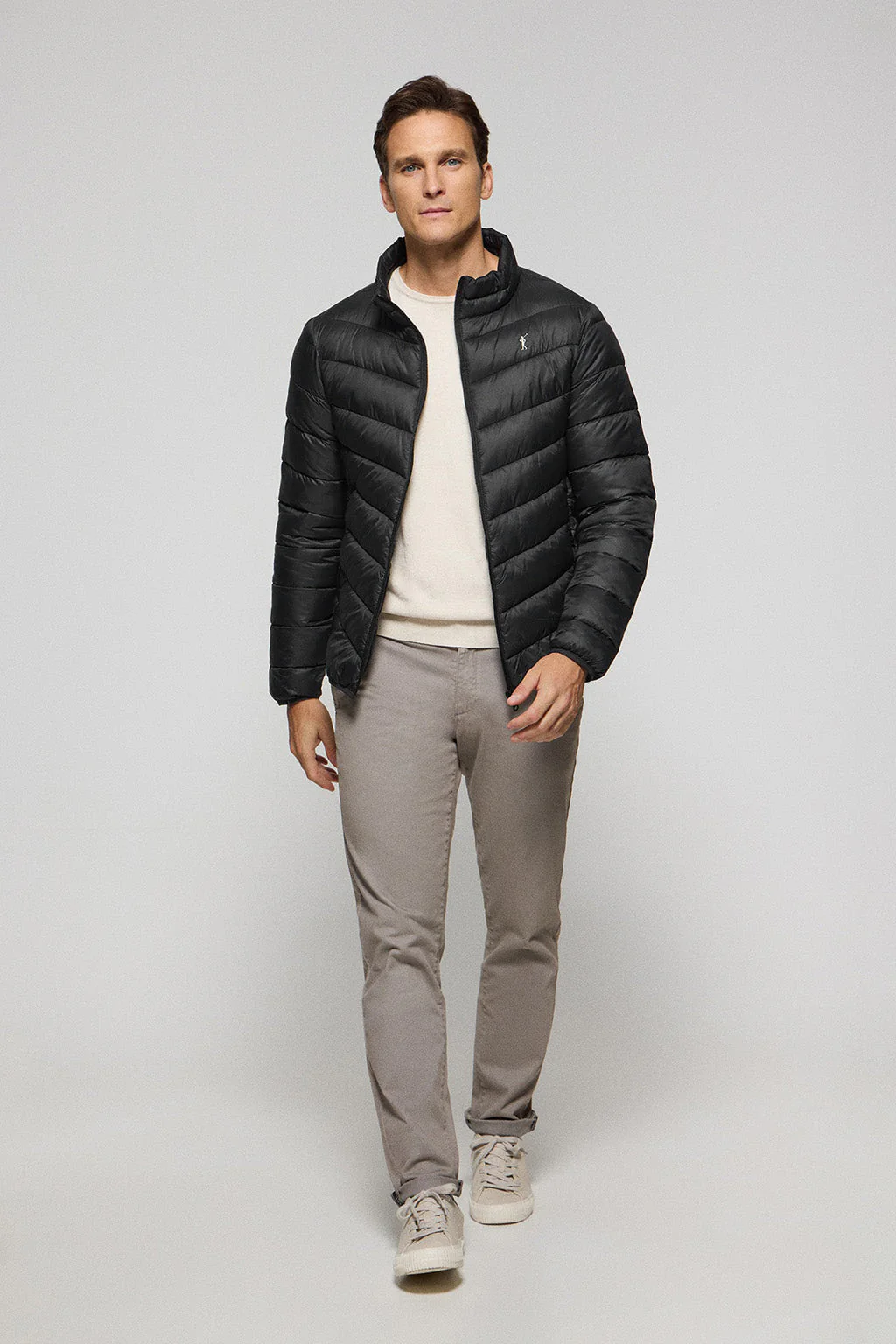 Black ultralight jacket Chase with Rigby Go embroidery - Image 3
