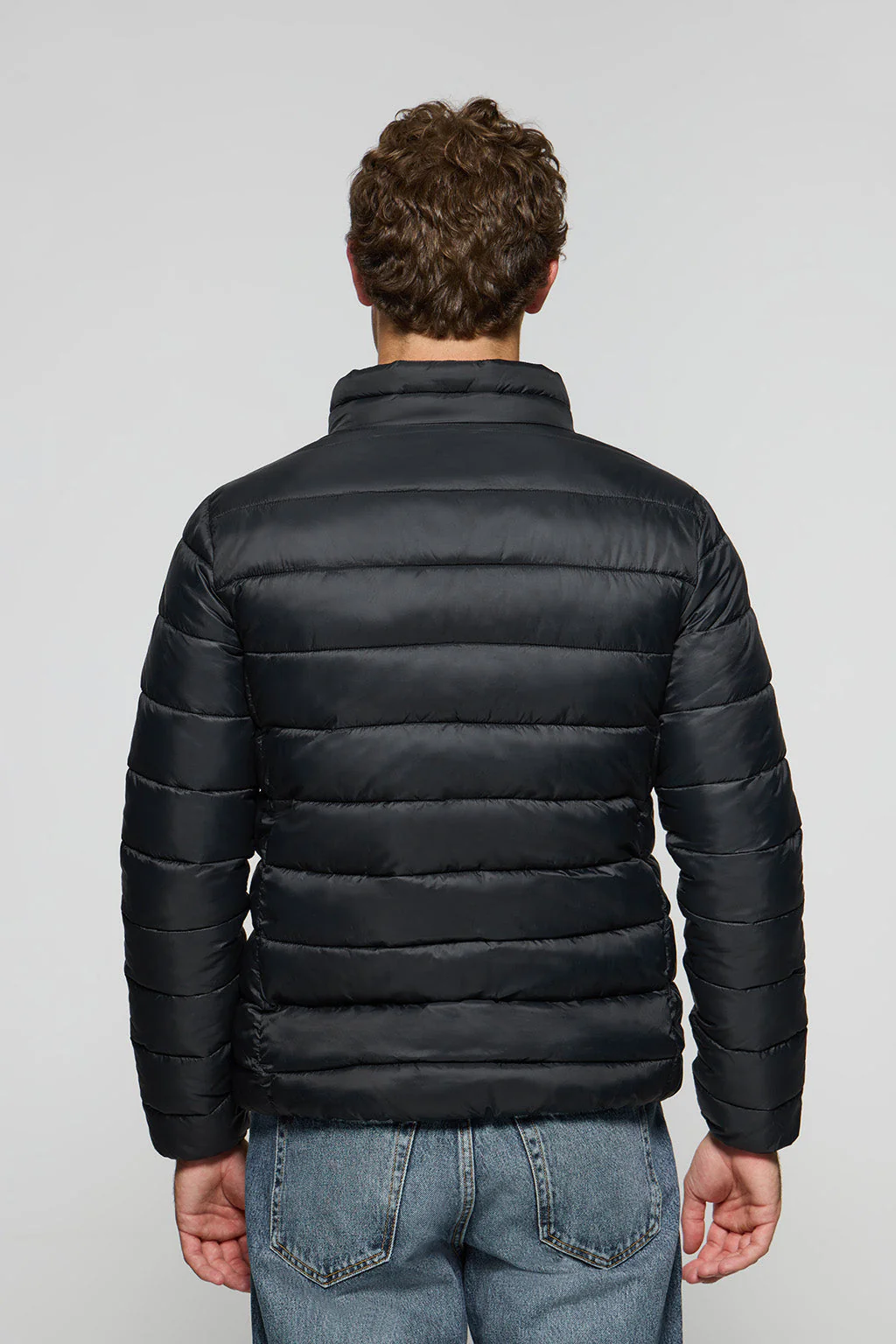 Black ultralight jacket Chase with Rigby Go patch - Image 4