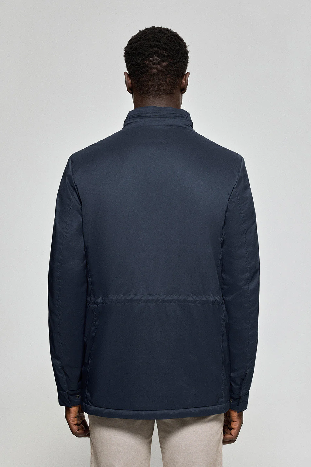 Navy-blue lightweight Parka Chelsea with branded patch - Image 6