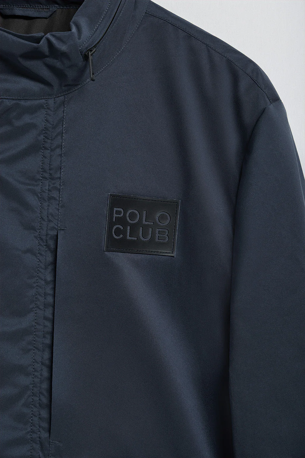 Navy-blue lightweight Parka Chelsea with branded patch - Image 9