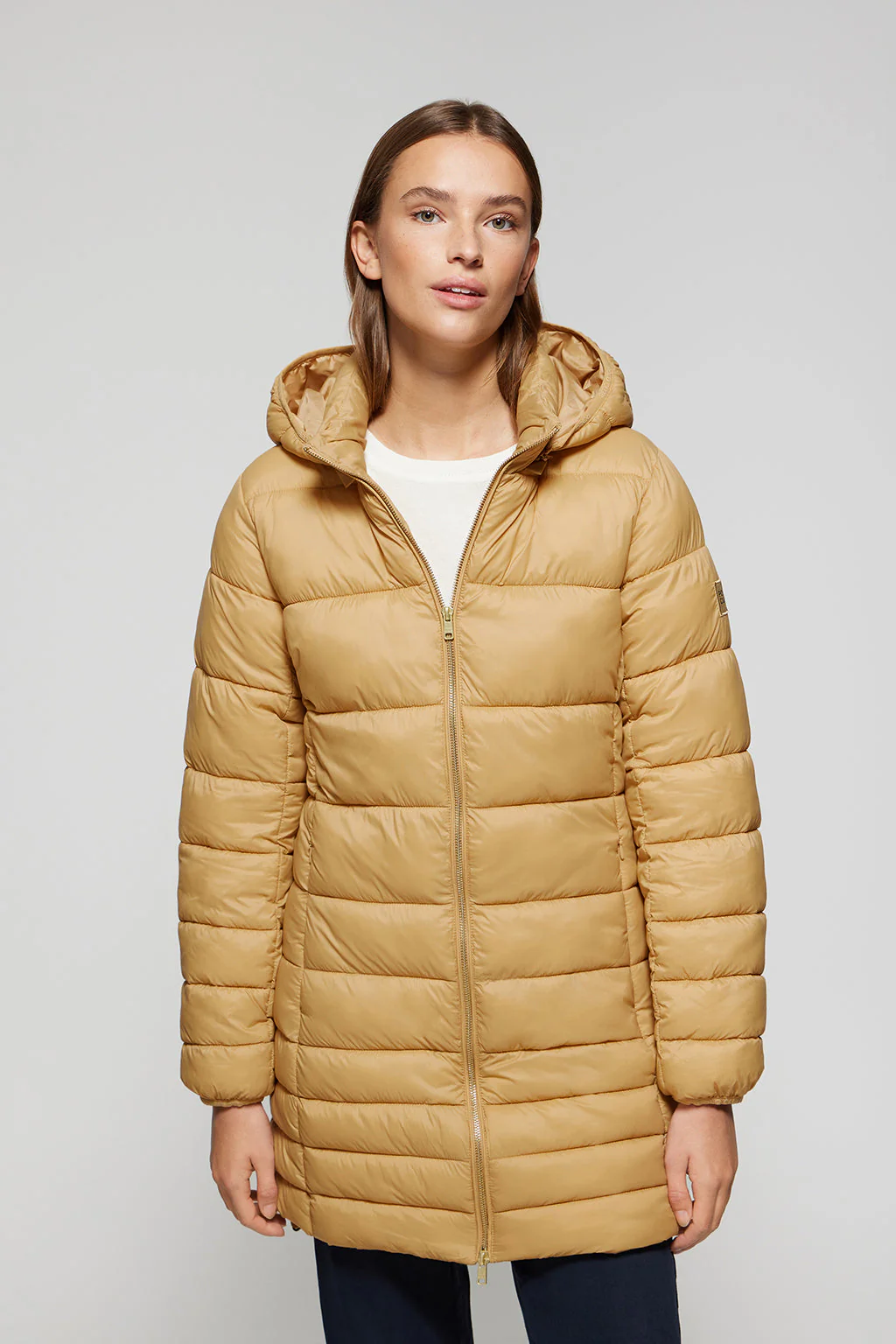 Camel ultralight Corinne coat with hood and Polo Club logo