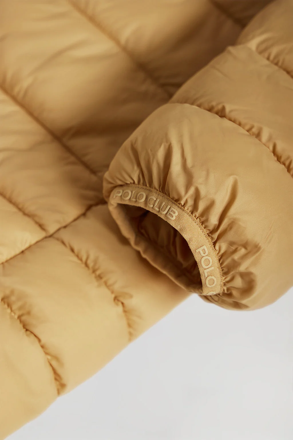 Camel ultralight Corinne coat with hood and Polo Club logo - Image 10