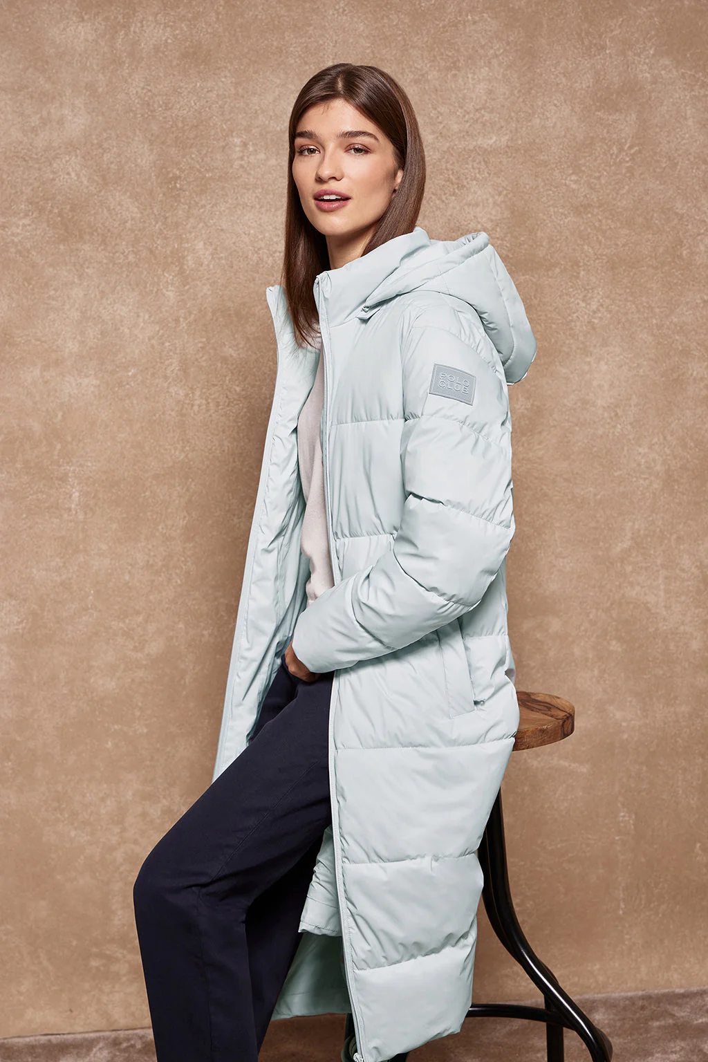 Silver Cósima long coat with removable hood and side vents - Image 5