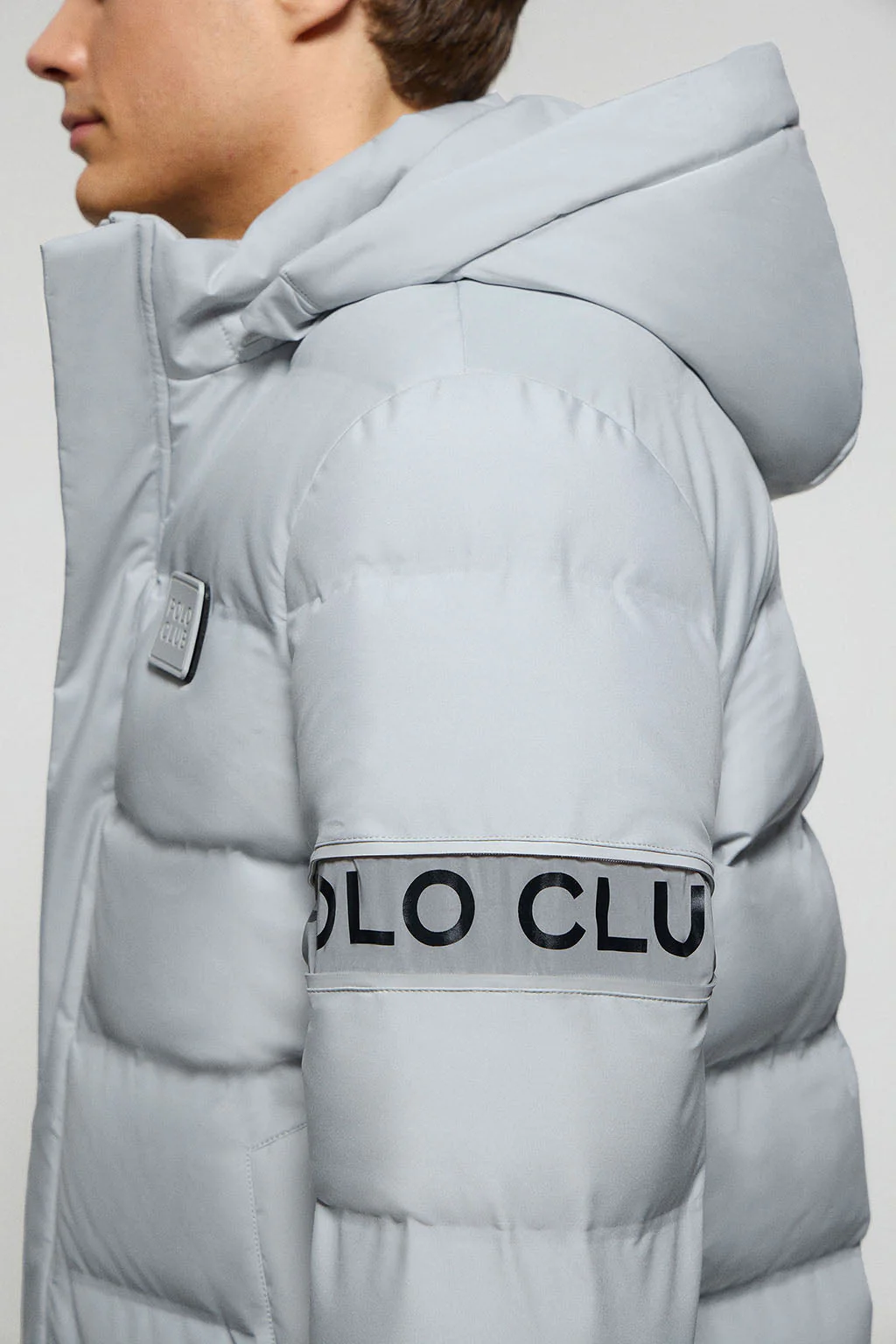 Grey coat Courchevel with detachable hood and Polo Club details - Image 5
