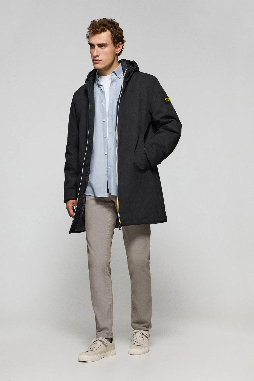 Black puffer coat with hood and bi-coloured Polo Club patch - Image 3
