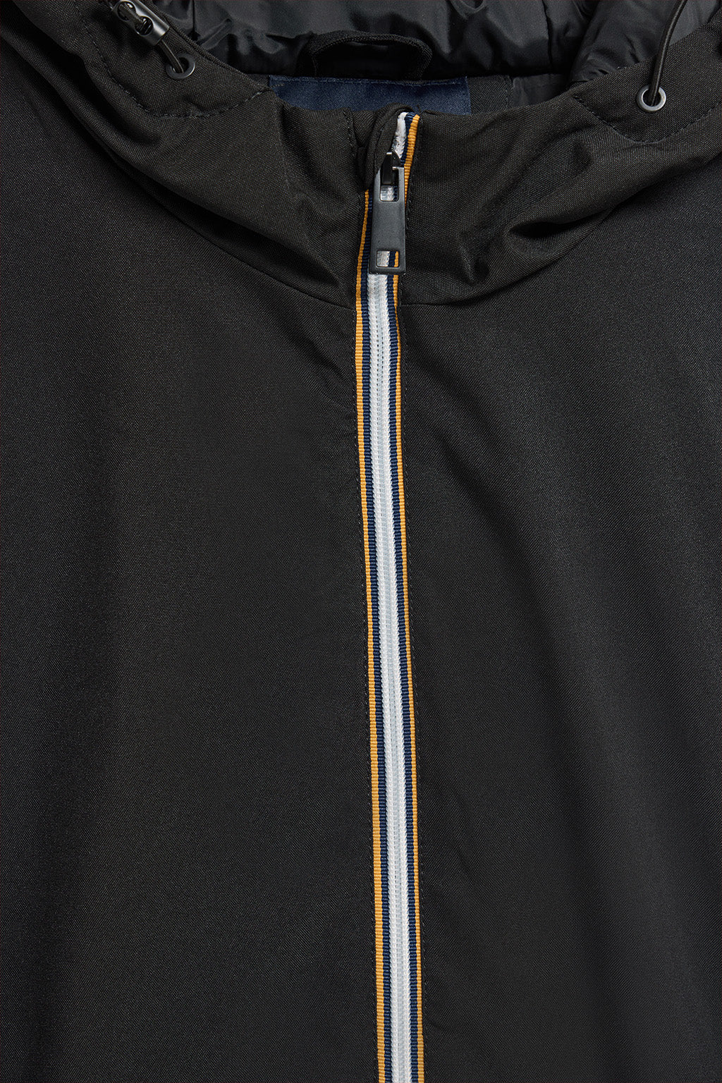 Black puffer coat with hood and bi-coloured Polo Club patch - Image 9