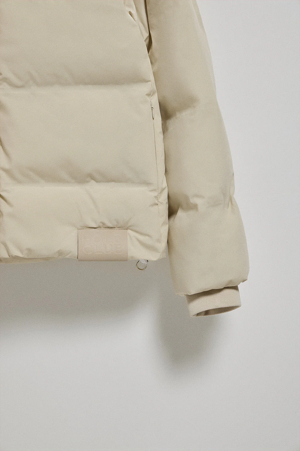 Beige puffer bomber Dubai with Polo Club details - Image 9